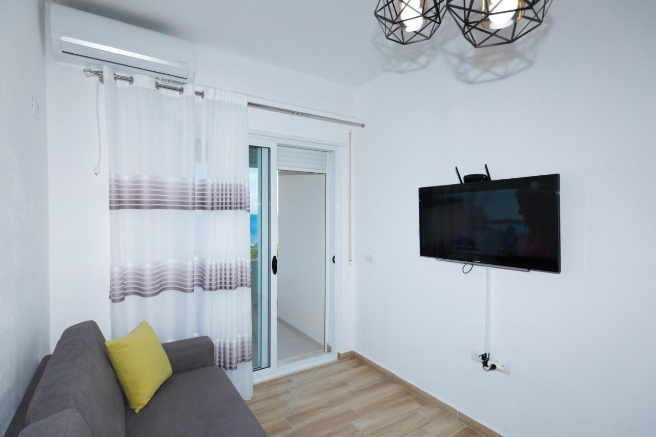 Seaview Apartments Vlore Exterior photo