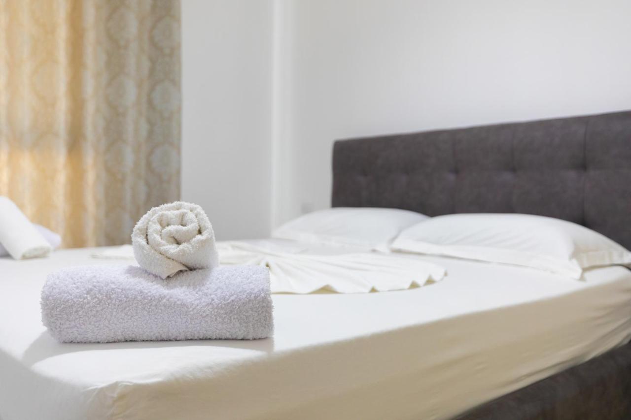 Seaview Apartments Vlore Exterior photo