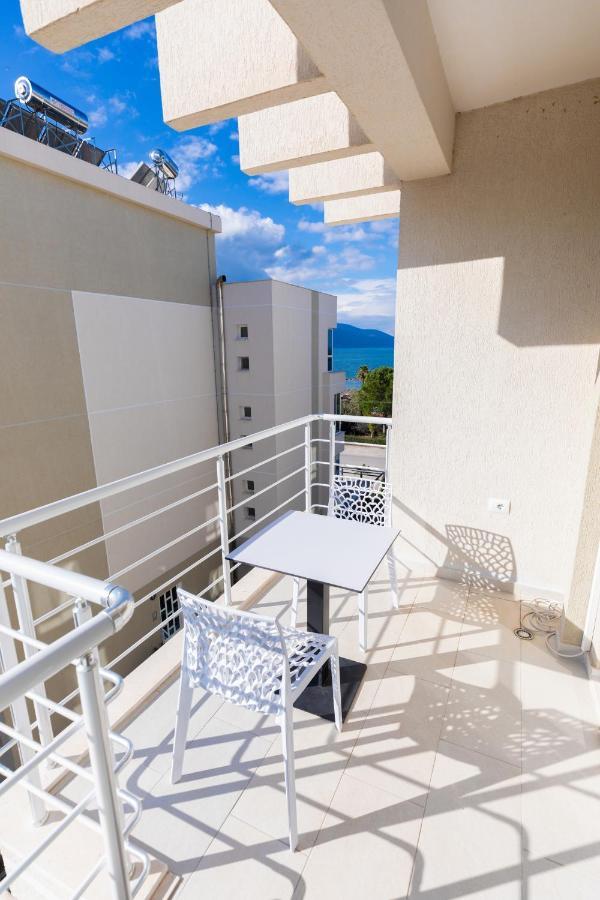 Seaview Apartments Vlore Exterior photo